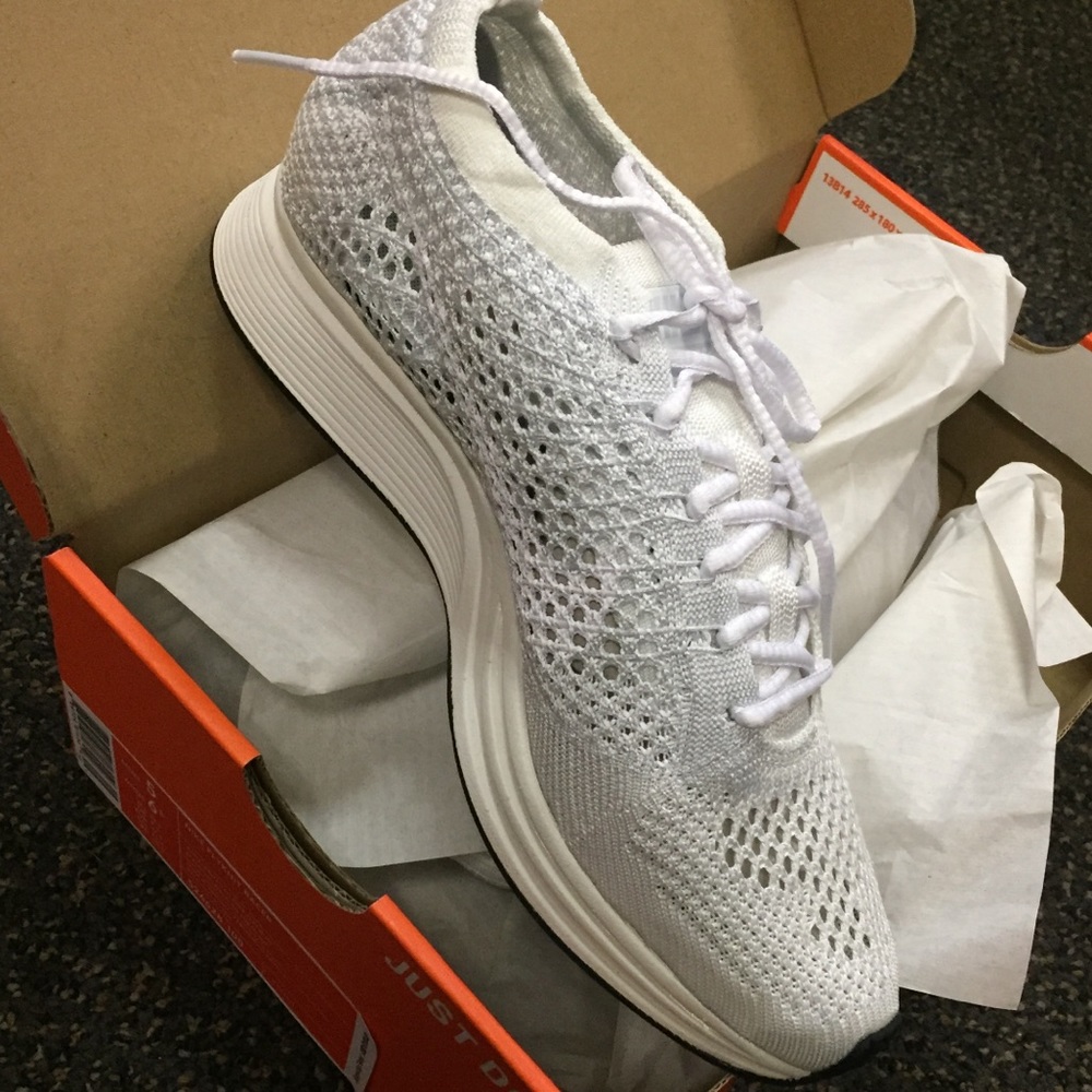 Nike flyknit racer